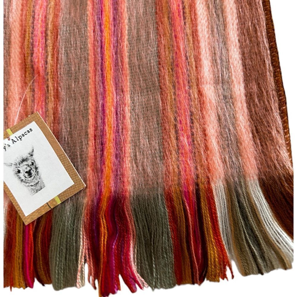 Beautiful alpaca scarf from Ecuador so soft and warm! Poppy’s Alpaca Farm - Picture 6 of 10